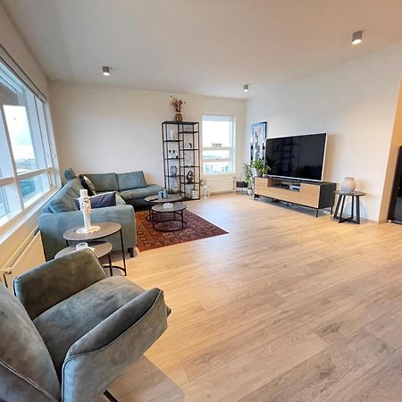 Modern And Spacious 3 Bedroom Apartment In Kopavogur Reykjavik Bagian luar foto
